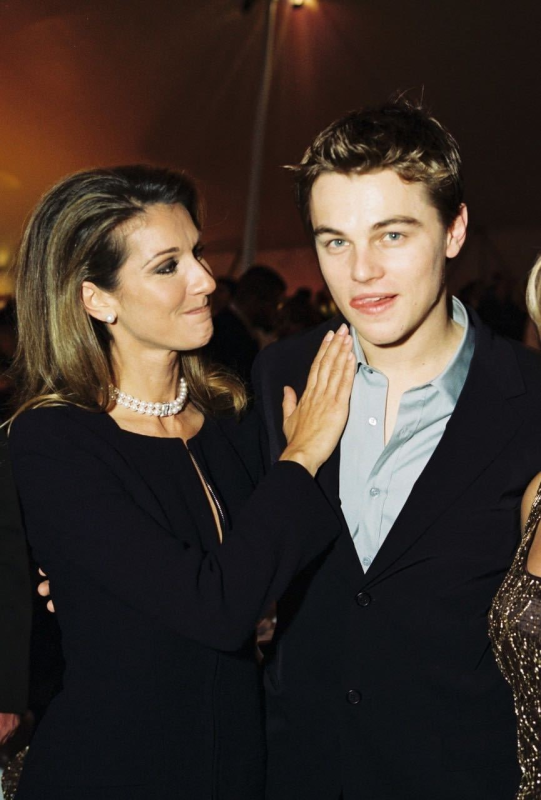 名人 1997年12月,电影:《泰坦尼克号》首映式上,莱昂纳多和席琳迪翁。-Q趣站